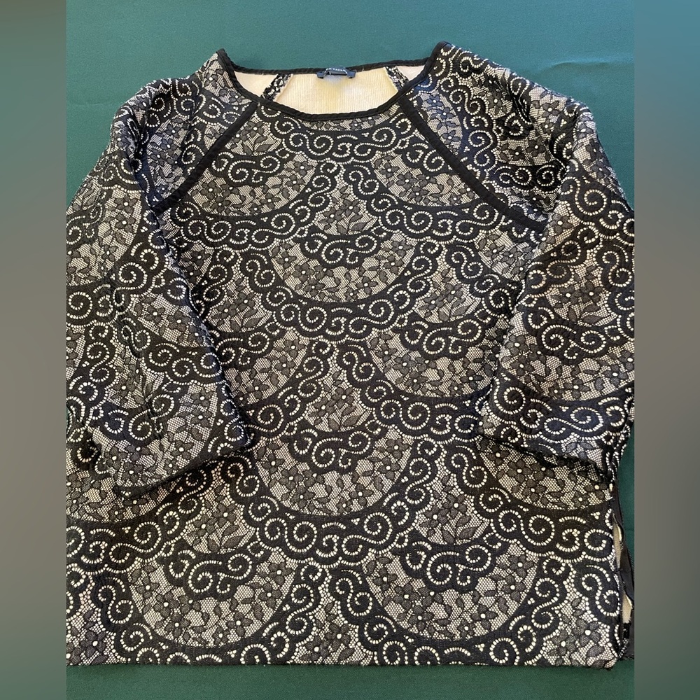 Ann Taylor Womens Jacquard Blouse Black Lace Shirt Side Zip 3/4 Sleeve Sz. XS
